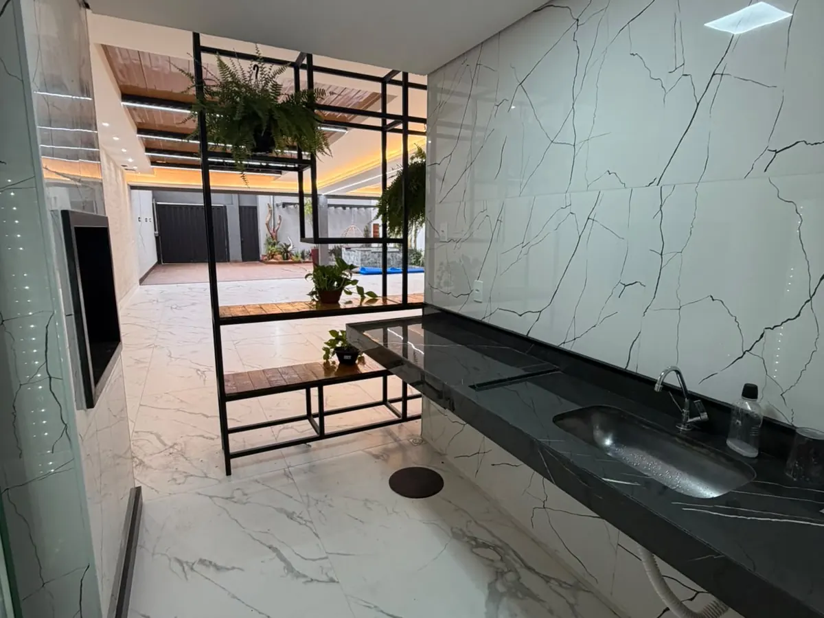 Espaço para Eventos em Uberlândia — sala de jogos com sinuca do Isas Eventos